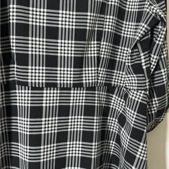Black and White Plaid Women's Blouse - Picture 10 of 13